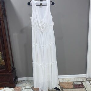 Taylor White Sleeveless V-Neck Maxi Dress Size 12